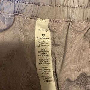 Lululemon Lined Hotty Hot Shorts- 2.5”, lined